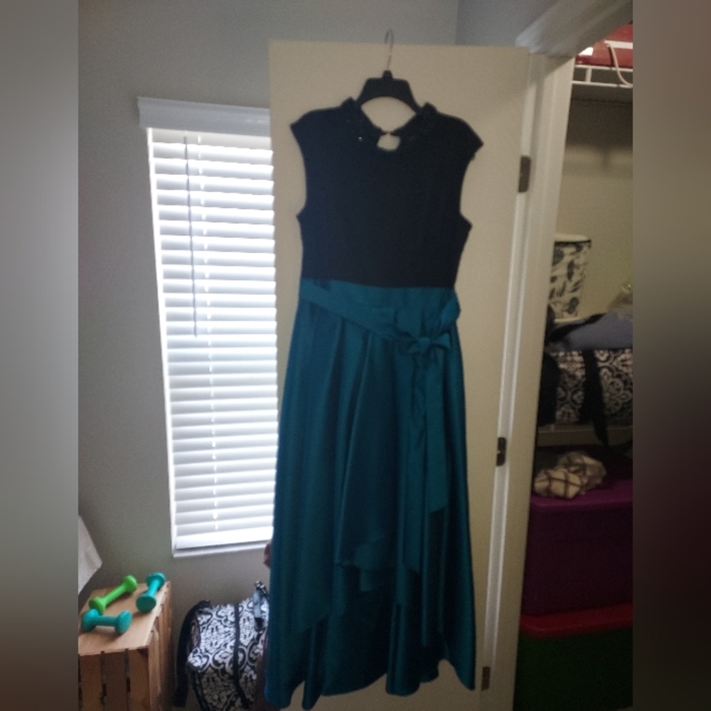 High low black and teal gown